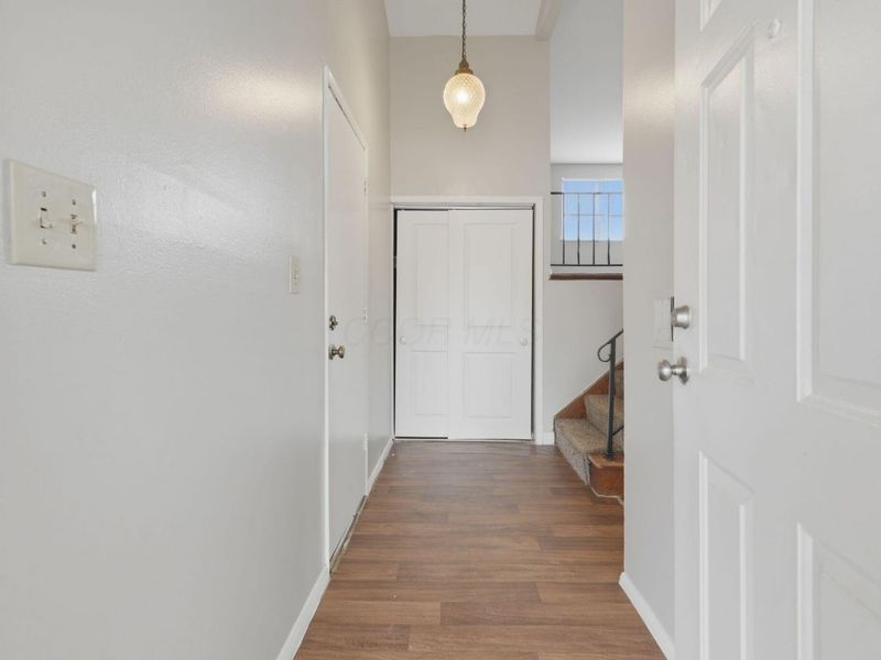 3675 Santiago Drive, Westerville, OH 43081 Photo 2