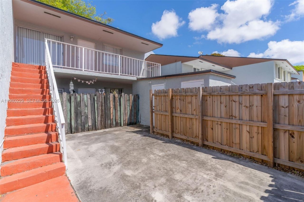 15421 SW 81st Cir Ln , Unit 28, Miami, FL 33193 Photo