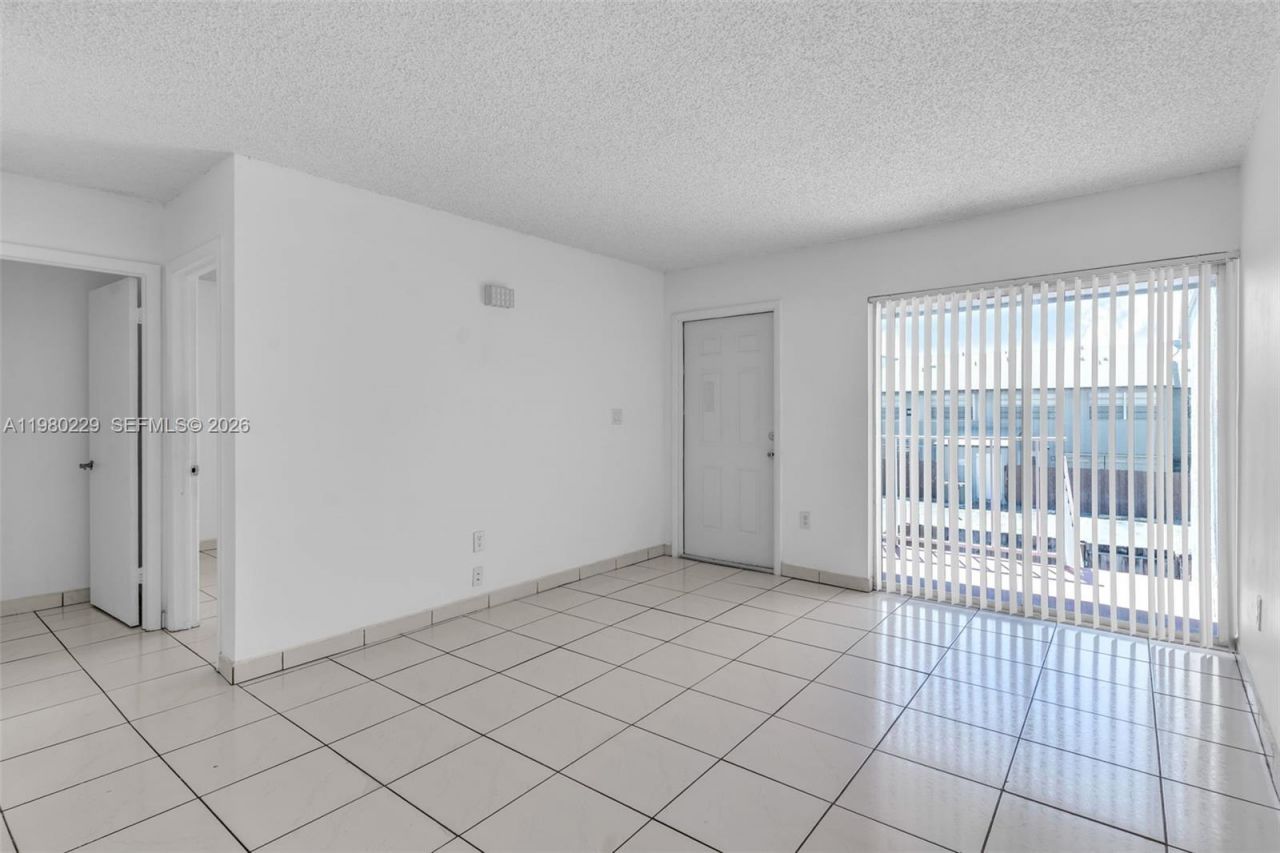 15421 SW 81st Cir Ln , Unit 28, Miami, FL 33193 Photo