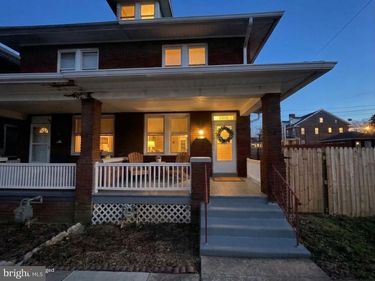 240 HARDING COURT, YORK, PA 17403