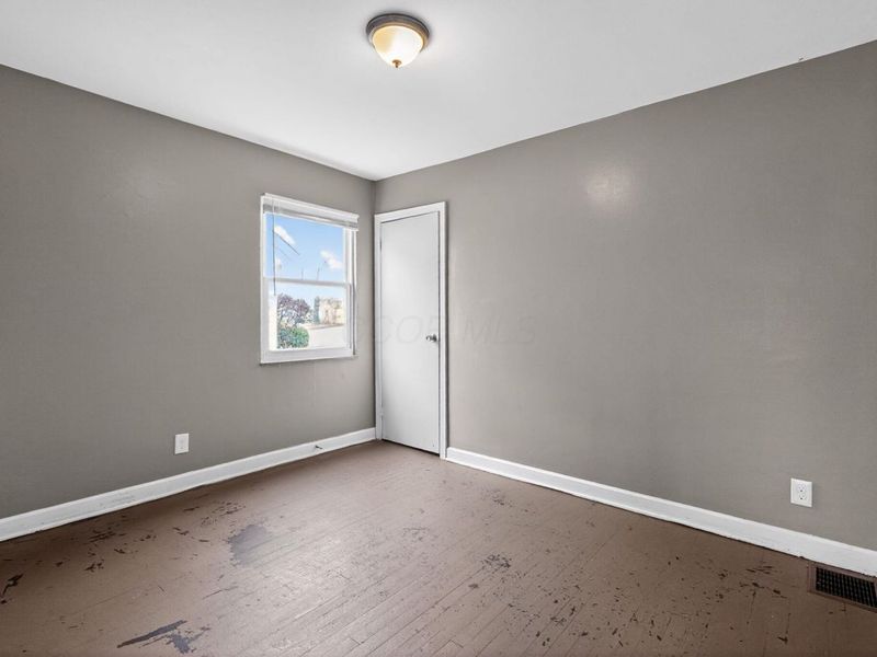 161 S James Road, Columbus, OH 43213 Photo 6