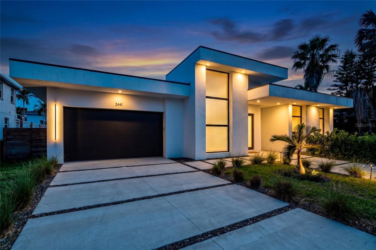2441 Webber Street, Sarasota, FL 34239 Photo