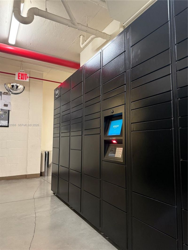 701 Brickell Key Blvd , Unit 910, Miami, FL 33131 Photo