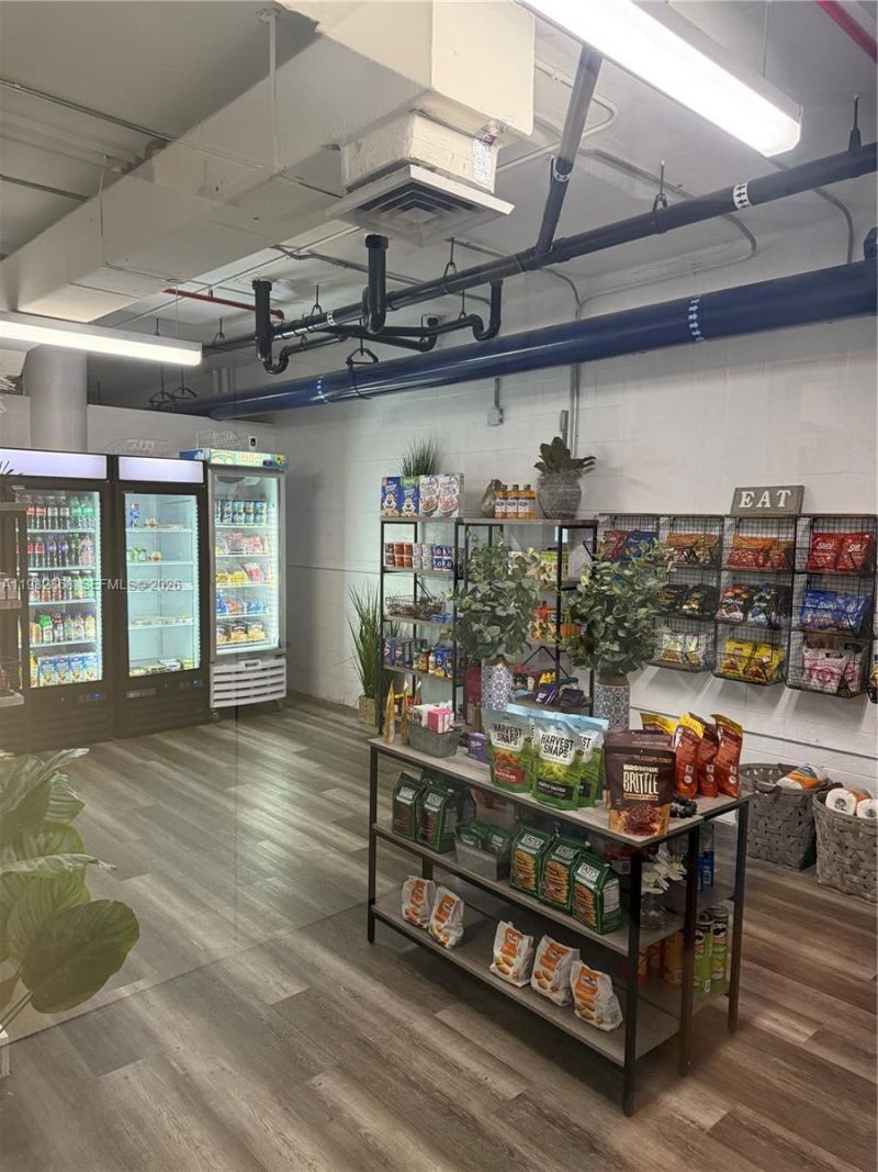 701 Brickell Key Blvd, Unit 910, Miami, FL 33131 Photo