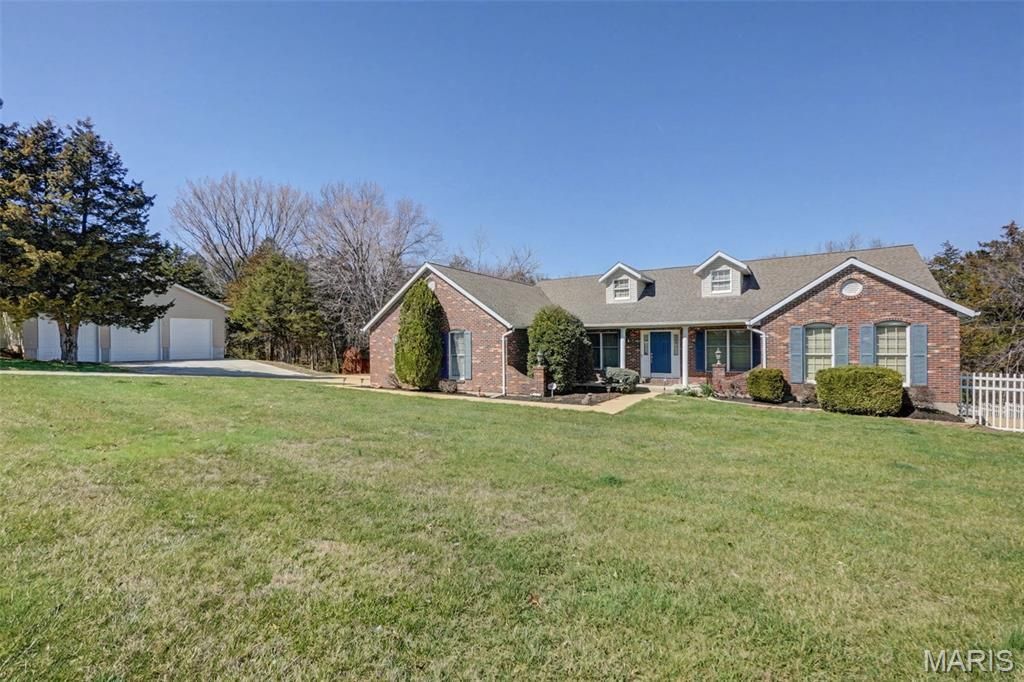 2489 Stonegate Drive, Festus, MO 63028 Main Photo