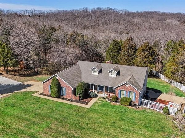 2489 Stonegate Drive , Festus, MO 63028