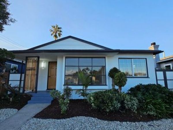 12865 Gilmore Avenue, Los Angeles, CA 90066
