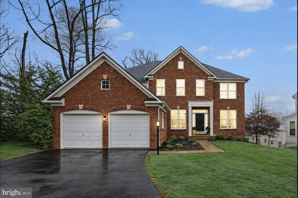 19201 Buna Street, Triangle, VA 22172 Main Photo