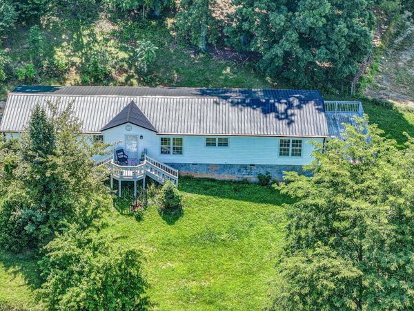 356 Lories Lane, Piney Flats, TN 37686