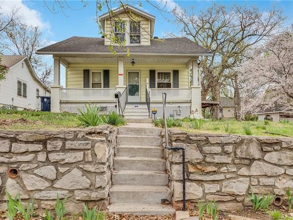 8406 Independence Avenue, Kansas City, MO 64125