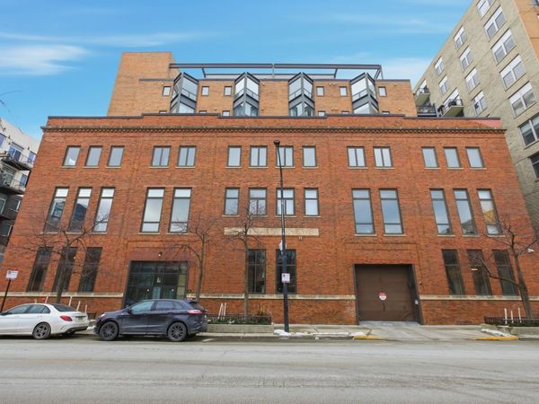 222 S Racine Avenue , Unit 402, Chicago, IL 60607