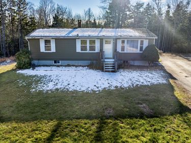 496 Court Street , Machias, ME 04654