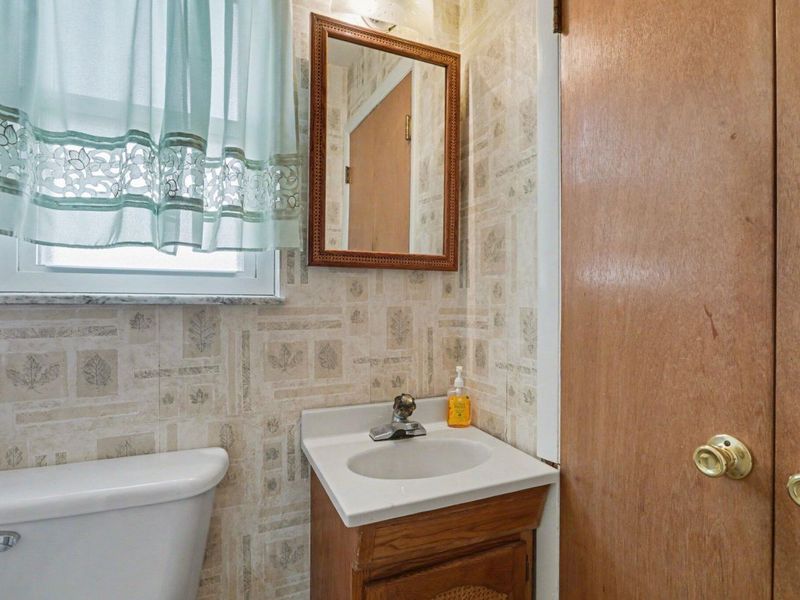 1624 Miltwood Road, Columbus, OH 43227 Photo 29