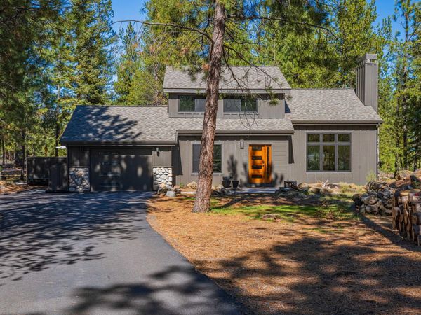 57548 Lark Lane, Unit 14, Sunriver, OR 97707