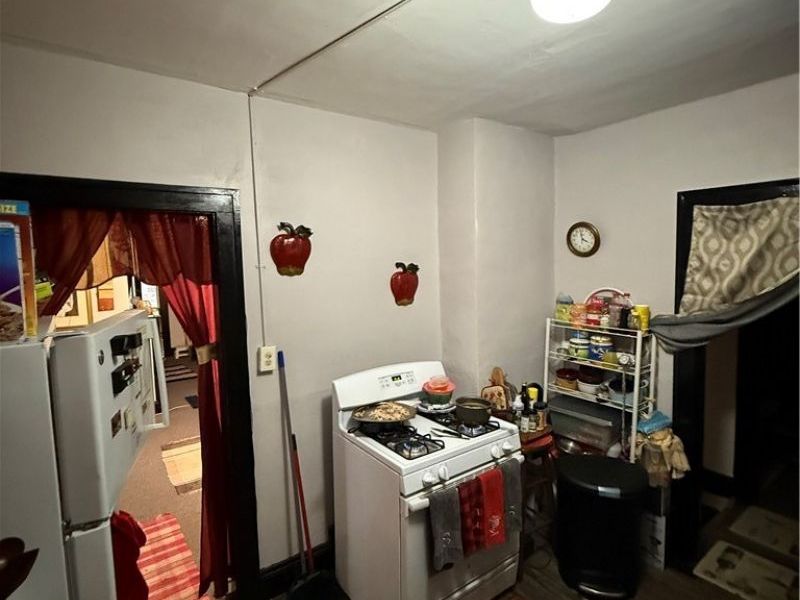 13609 Eaglesmere Avenue, Cleveland, OH 44110 Photo 12