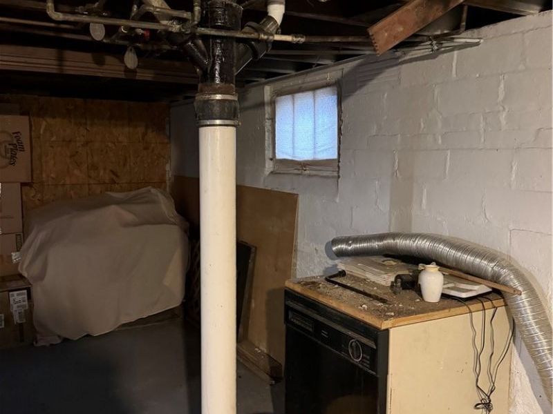 13609 Eaglesmere Avenue, Cleveland, OH 44110 Photo 19