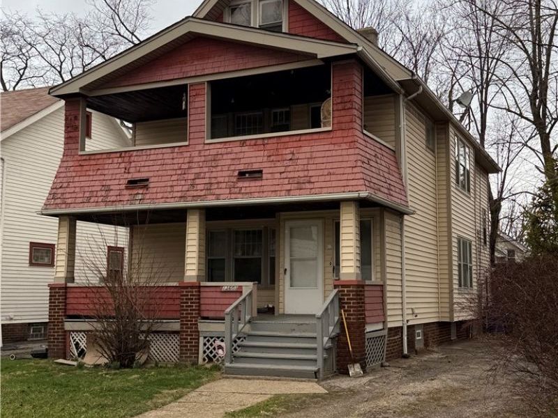 13609 Eaglesmere Avenue, Cleveland, OH 44110 Photo 3