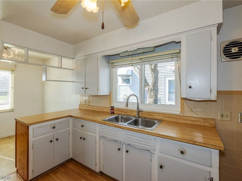 507 Broad Boulevard, Cuyahoga Falls, OH 44221 Photo 4