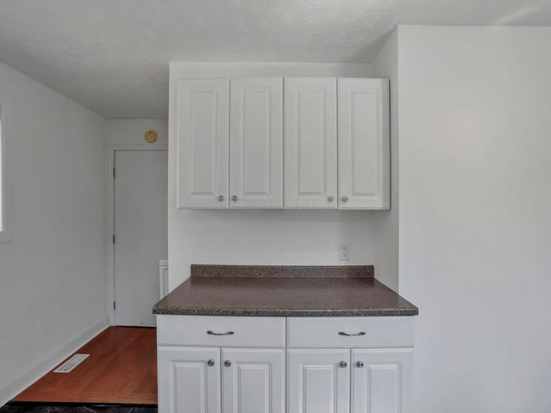 553 Elsmere Street, Columbus, OH 43206 Photo 17