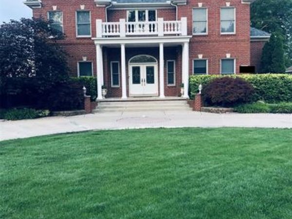 15347 Drysdale Street, Southgate, MI 48195