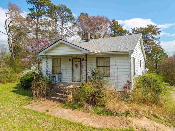100 MORPHEW Road, Hot Springs, AR 71913