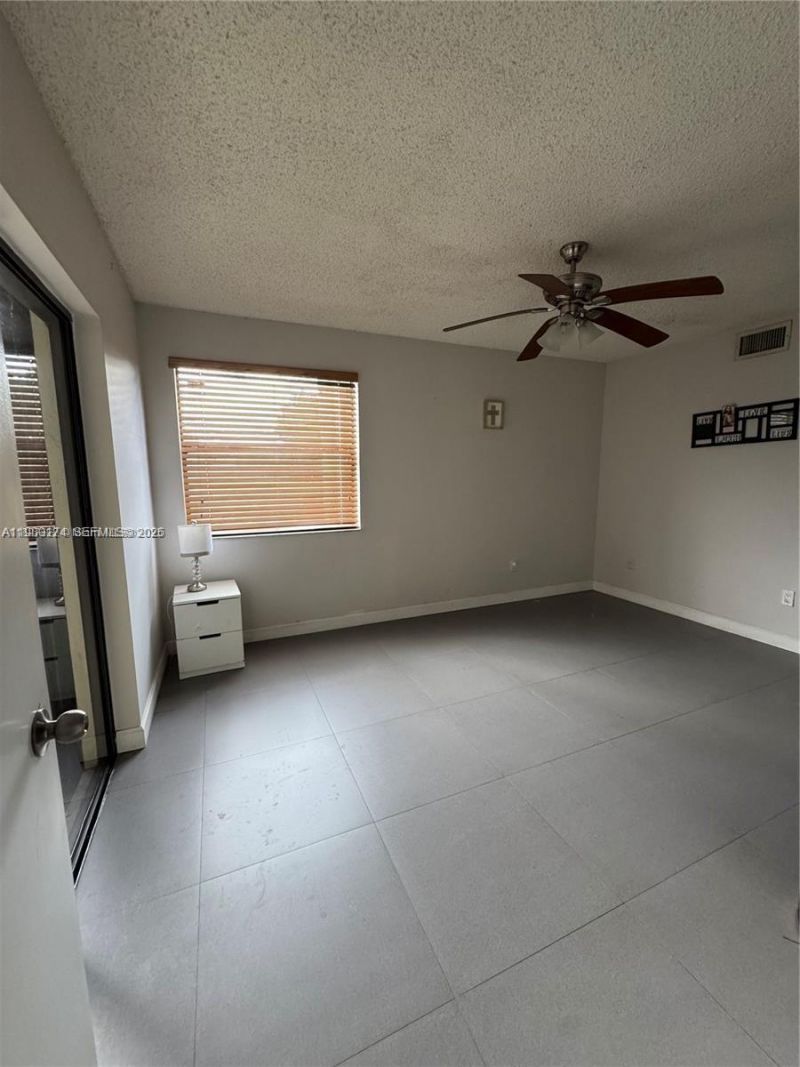 1226 N Hiatus Rd, Unit 1226, Pembroke Pines, FL 33026 Photo