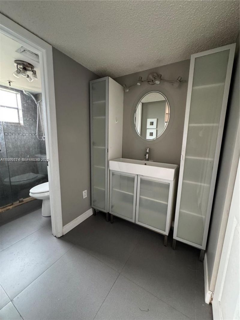 1226 N Hiatus Rd, Unit 1226, Pembroke Pines, FL 33026 Photo