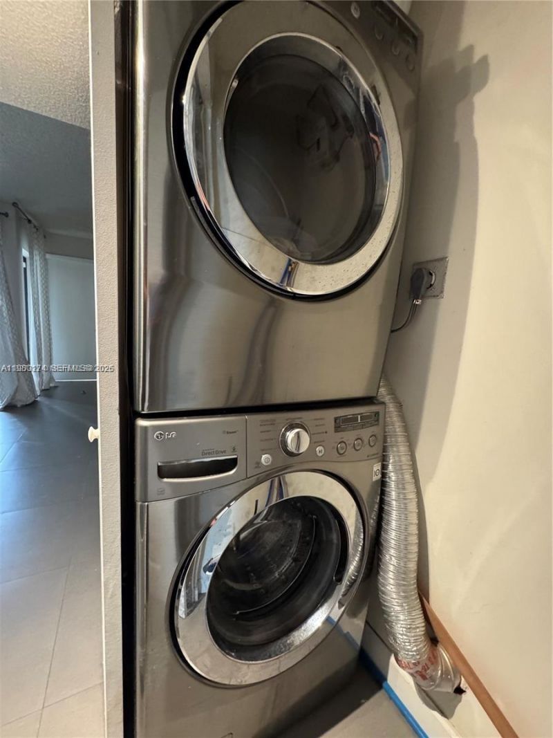 1226 N Hiatus Rd, Unit 1226, Pembroke Pines, FL 33026 Photo