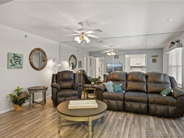 40 Lighthouse Road , Unit 1-302, Lake Ozark, MO 65049