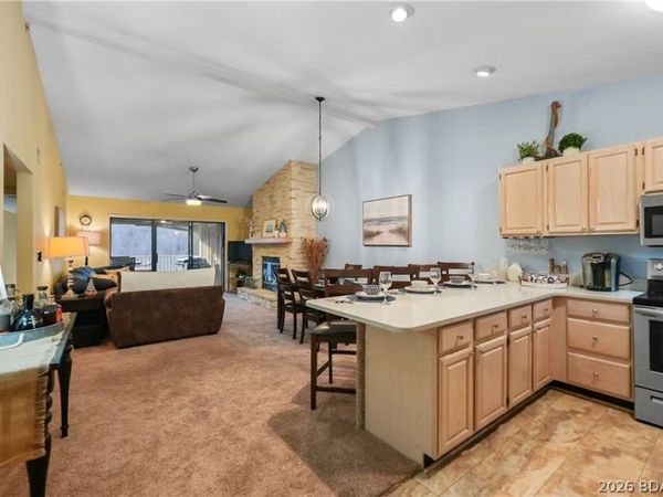 611 Lazy Days Road, Unit V9, Osage Beach, MO 65065