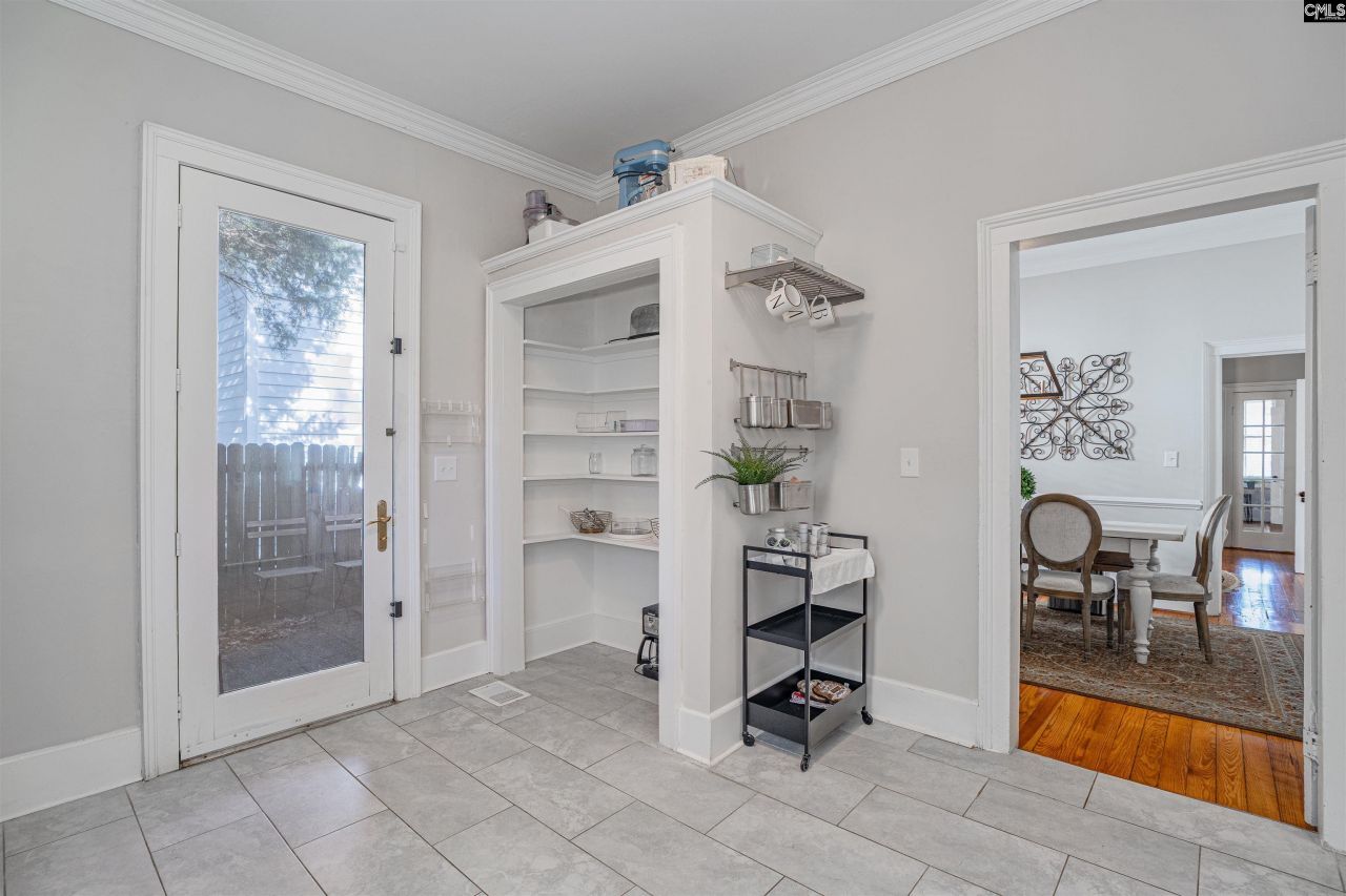 2805 River Drive  Photo 8