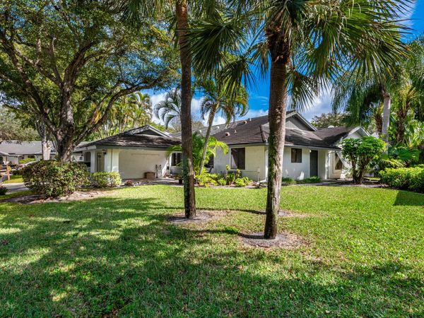 10074 Hickorywood Place, Boynton Beach, FL 33437