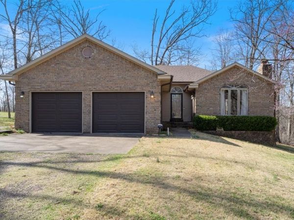 11639 Oak Hills Drive , Bentonville, AR 72712