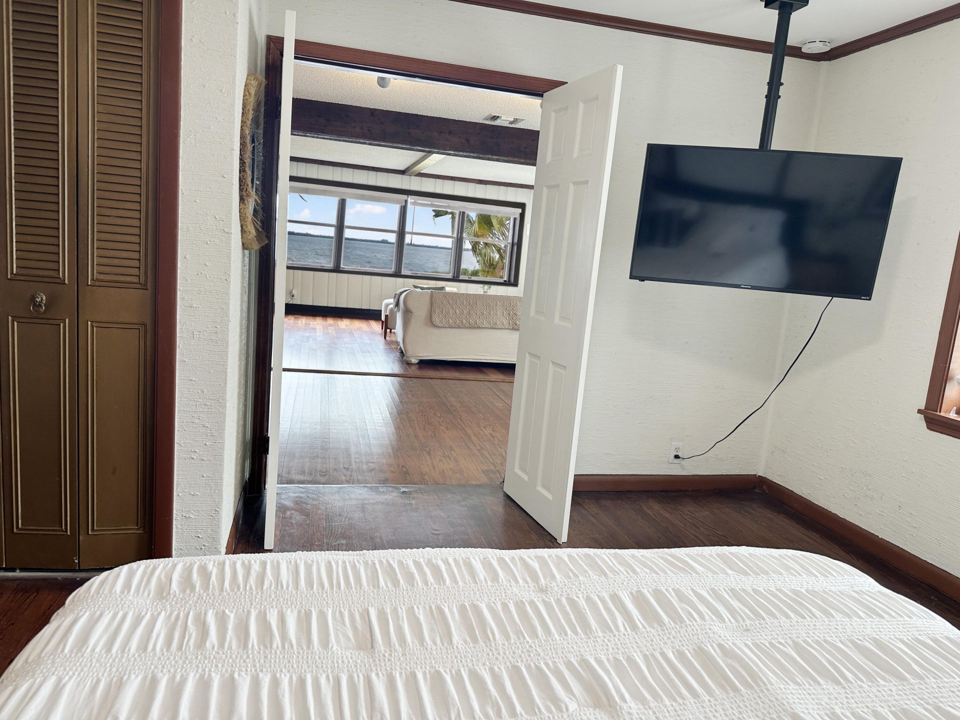 4490 NE Indian River Drive, Jensen Beach, FL 34957 Photo