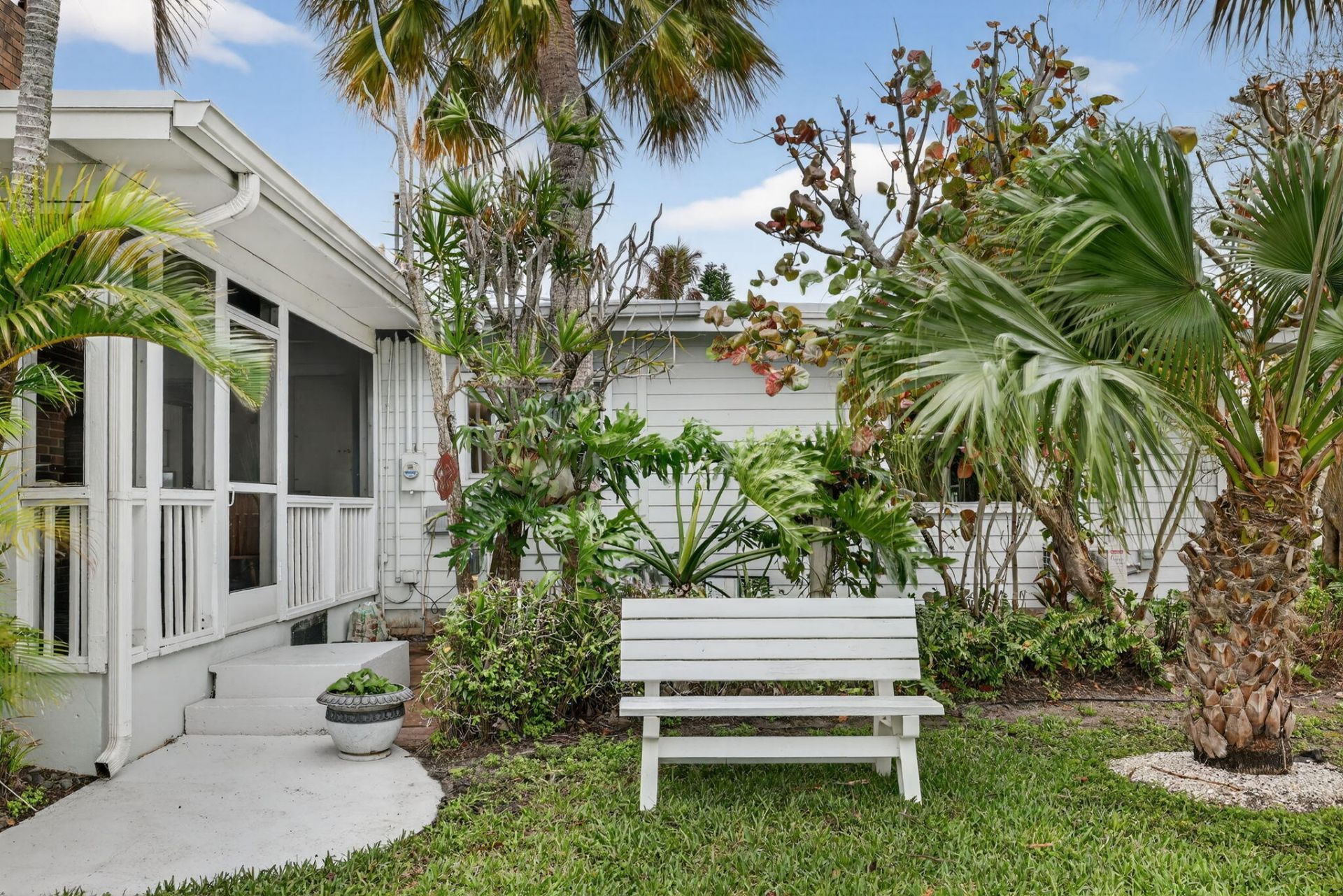 4490 NE Indian River Drive, Jensen Beach, FL 34957 Photo