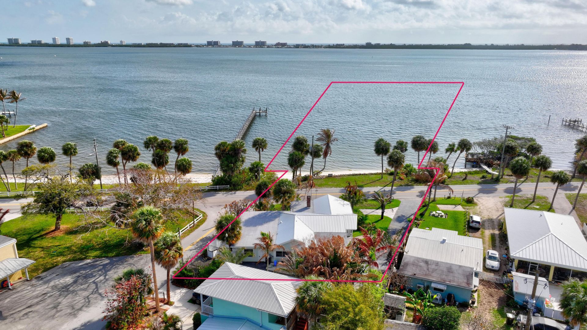 4490 NE Indian River Drive, Jensen Beach, FL 34957 Photo