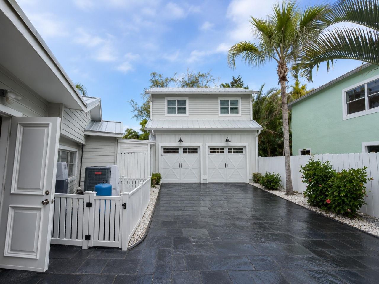 4490 NE Indian River Drive, Jensen Beach, FL 34957 Photo