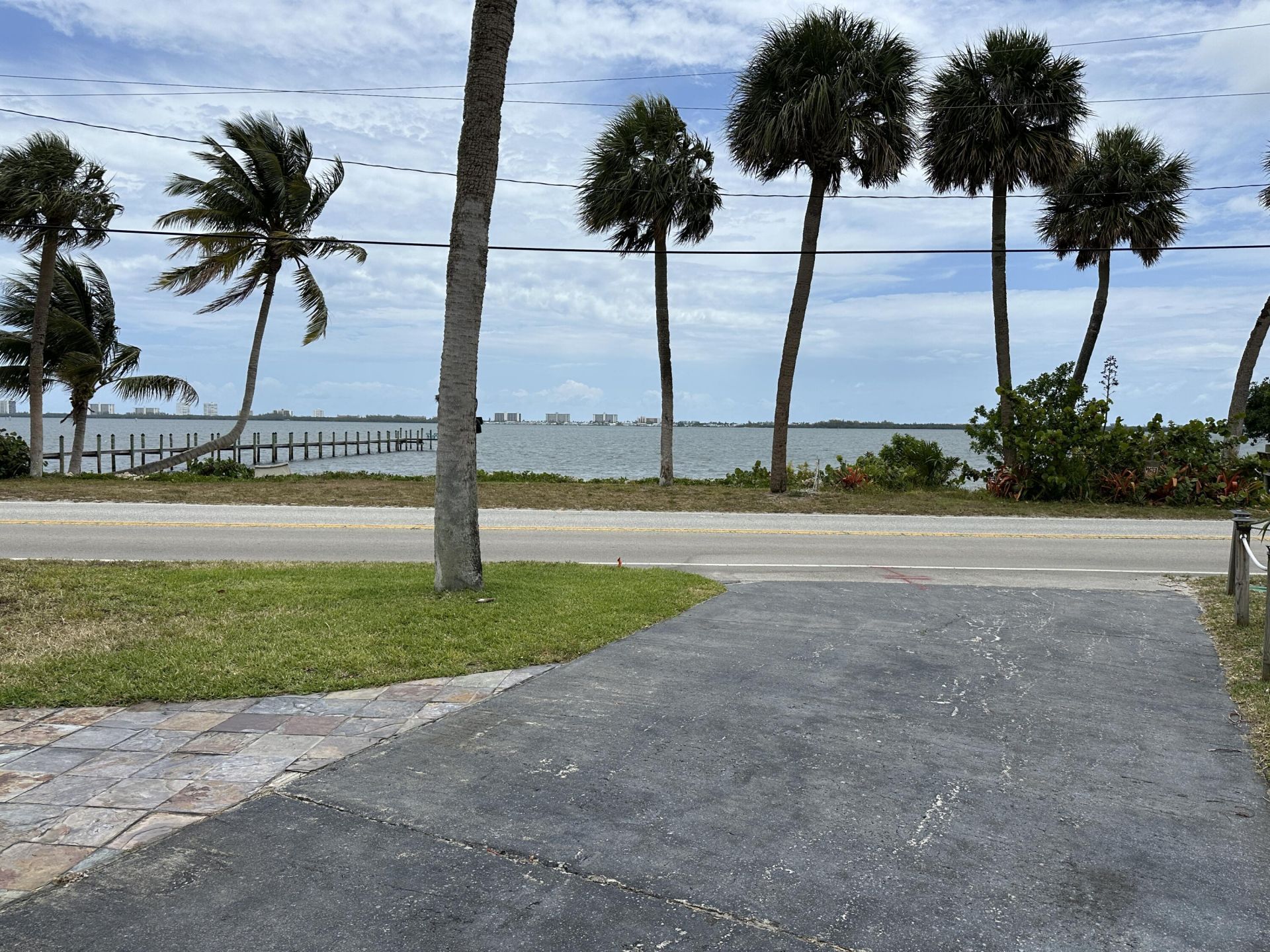 4490 NE Indian River Drive, Jensen Beach, FL 34957 Photo