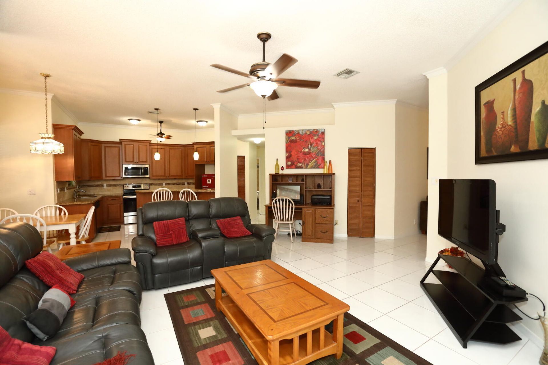 5330 SW 199 Avenue, Pembroke Pines, FL 33332 Photo