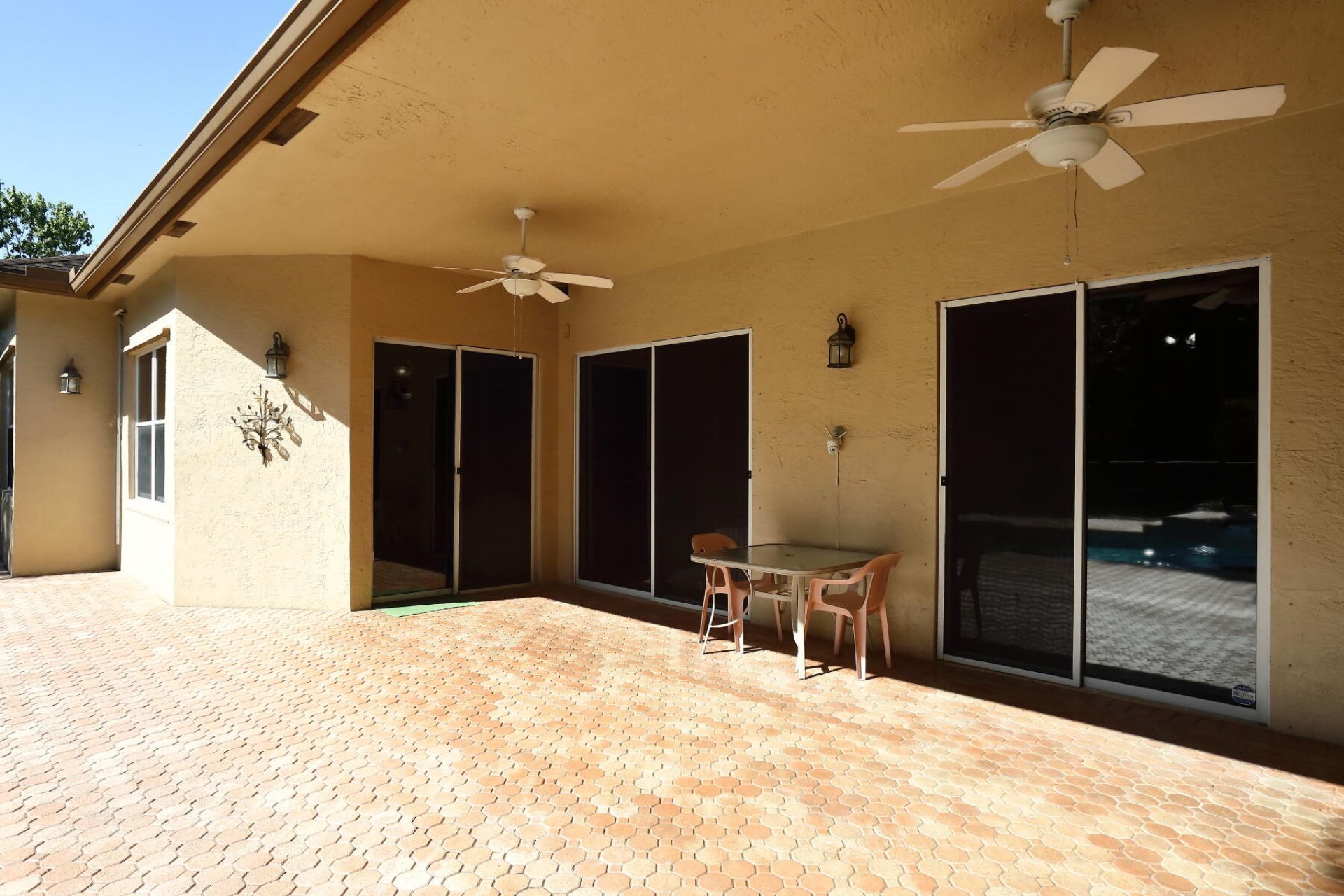 5330 SW 199 Avenue, Pembroke Pines, FL 33332 Photo