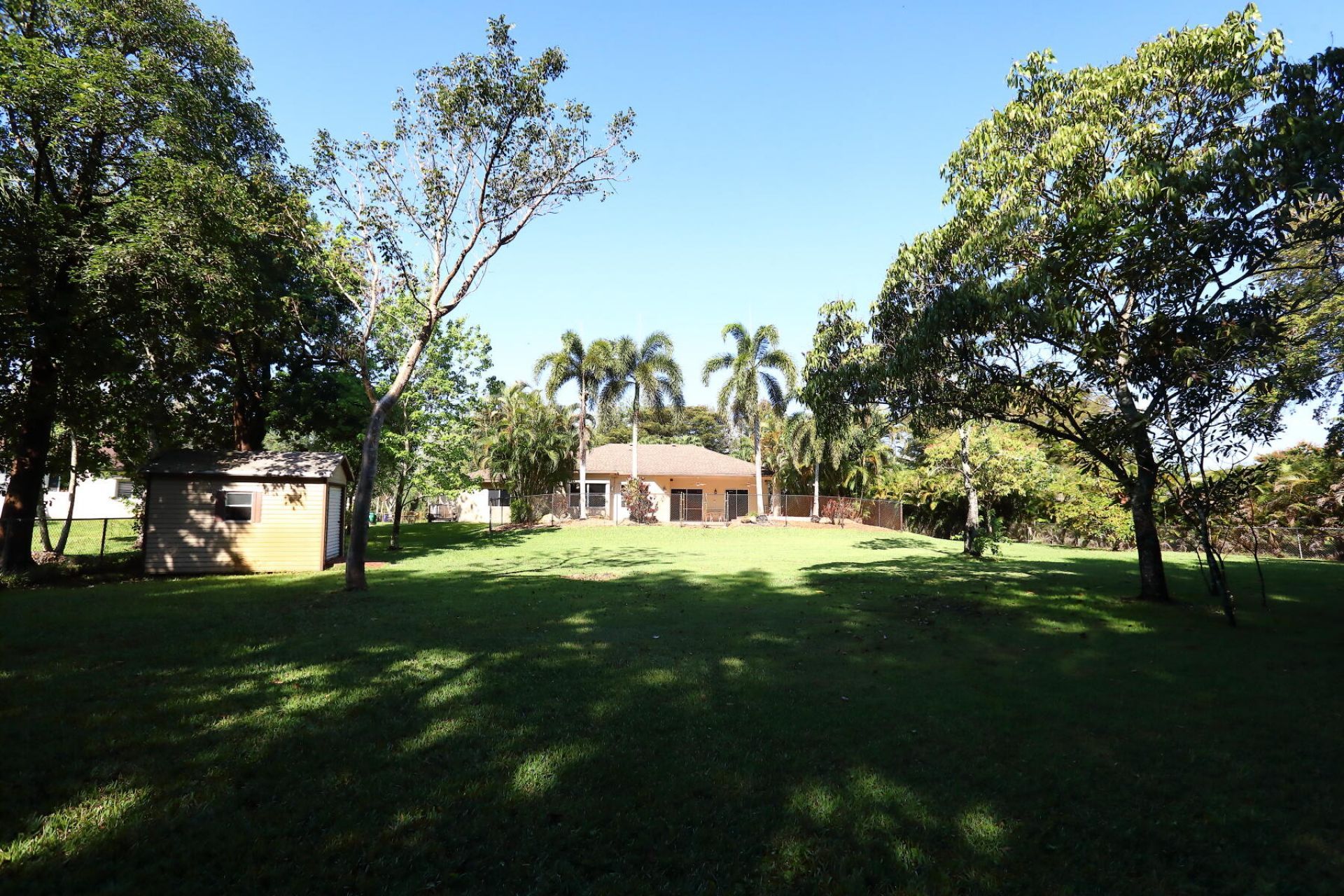 5330 SW 199 Avenue, Pembroke Pines, FL 33332 Photo