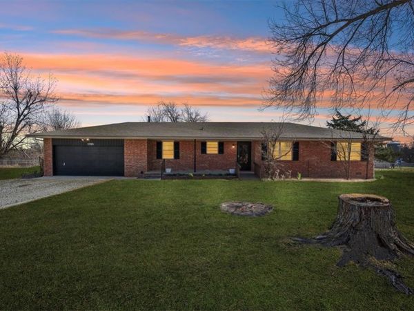 5280 N Harrah Road, Harrah, OK 73045