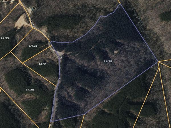 3149 McGee Rd , Linden, TN 37096