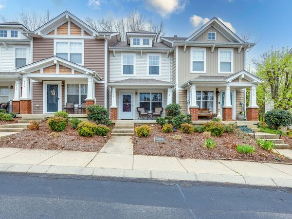 668 Flintlock Ct, Nashville, TN 37217