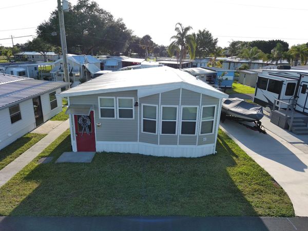 1339 Old Lakeport Road NW, Unit 14, Moore Haven, FL 33471