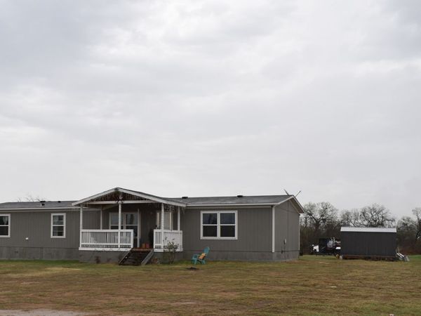 17016 Rancho Escondido, Atascosa, TX 78002