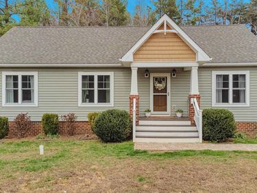 340 MANCHESTER RD, Bumpass, VA 23024