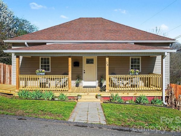 28 2nd Street, Cramerton, NC 28032