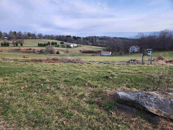 2110 SKIPPIE LN, BROADWAY, VA 22815