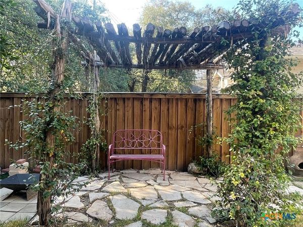 307 Quarry Street, San Marcos, TX 78666